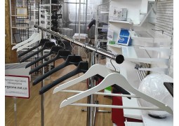 Стійка для одягу L1.5 х H1.5  з виступами 